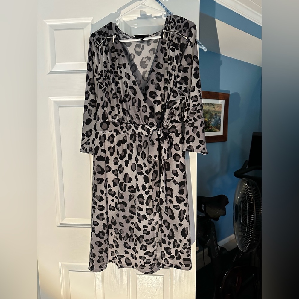 Lane Bryant wrap dress gray and black leopard print